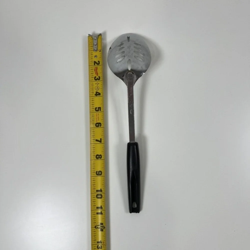 The Unbranded Brand vintage used